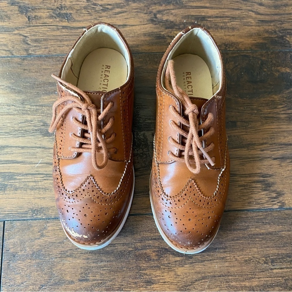 Kenneth Cole Reaction, Boys Dress Shoes - Picture 3 of 13